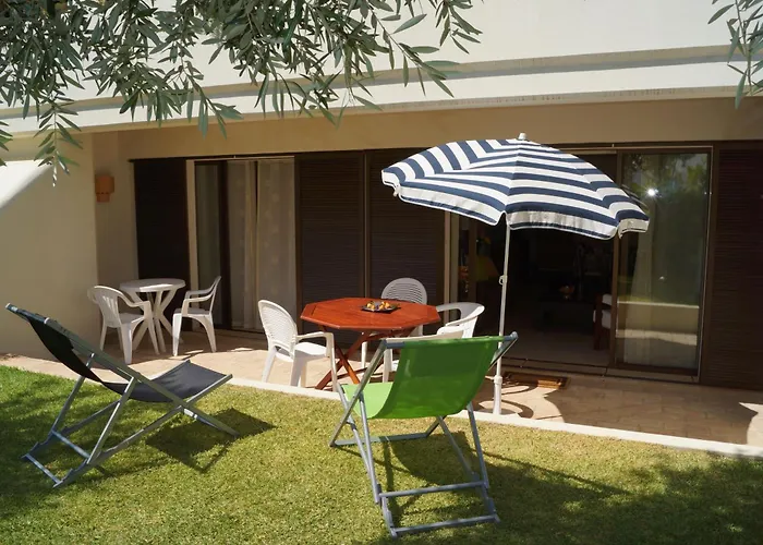 With Pool Close To * Porches (Algarve)