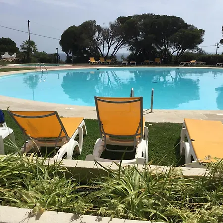 Apartmán With Pool Close To Porches (Algarve)